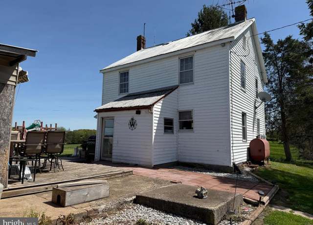 Property at 3070 Taneytown Rd, Gettysburg, PA 17325, 3 beds, 1 bath