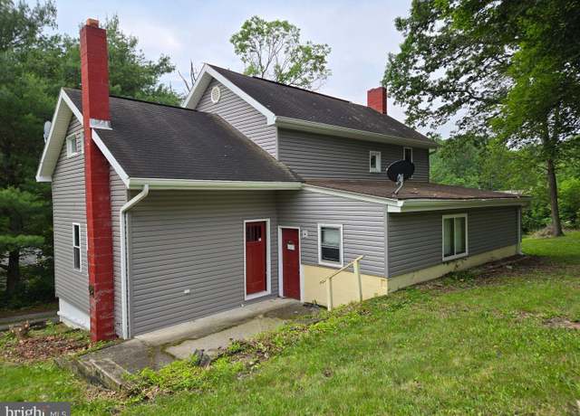 Property at 225 Mickel Ln, Duncansville, PA 16635, 3 beds, 2 baths