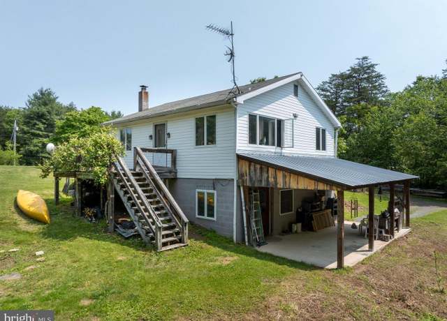 Property at 10496 Red Hawk Ln, Huntingdon, PA 16652, 2 beds, 1 bath