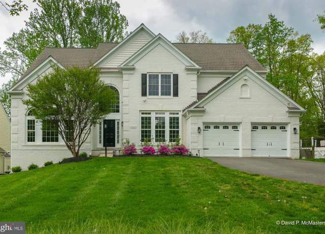 Property at 4929 Sammy Joe Dr, Fairfax, VA 22030, 5 beds, 5 baths