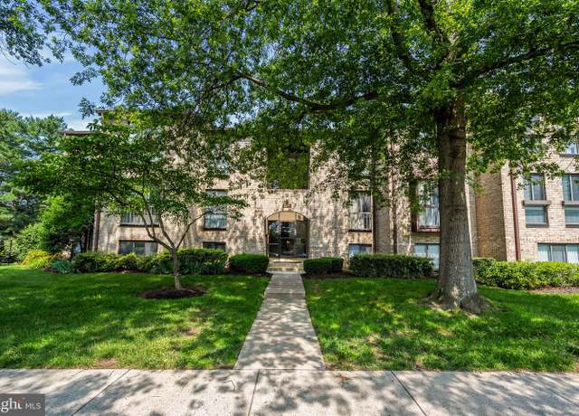 Property at 2074 Royal Fern Ct Unit 1C, Reston, VA 20191, 3 beds, 2 baths