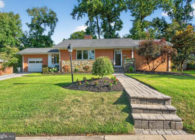Property at 1211 Tulane Dr, Alexandria, VA 22307, 4 beds, 3 baths