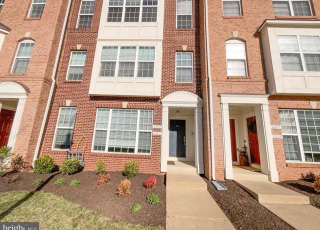Property at 6263 Aster Haven Cir, Haymarket, VA 20169, 2 beds, 2.5 baths