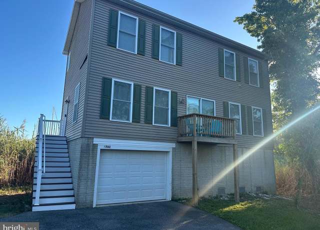 Property at 3762 Beach Drive Blvd, Edgewater, MD 21037, 3 beds, 2.5 baths