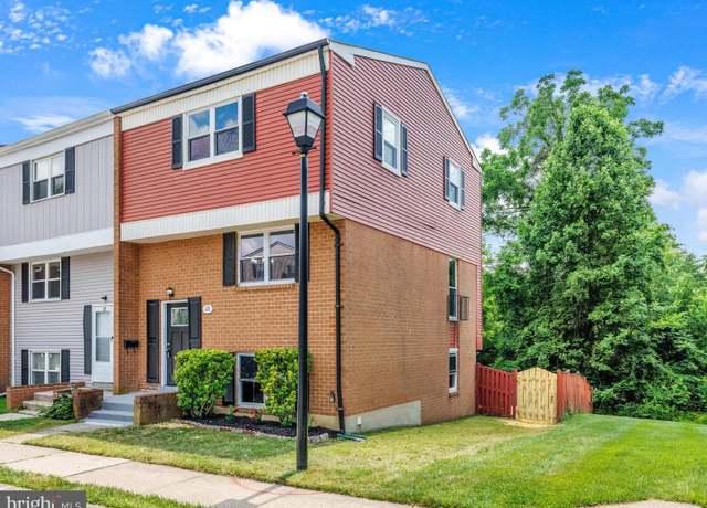 Property at 23 Middleview Ct, Windsor Mill, MD 21244, 3 beds, 2 baths