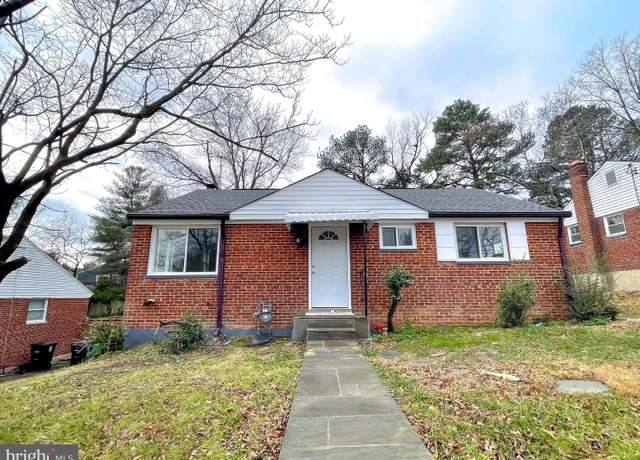 Property at 2009 Woodberry St, Hyattsville, MD 20782, 6 beds, 2 baths