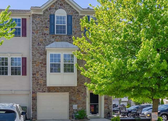 Property at 18 Shoemaker Dr, Swedesboro, NJ 08085, 3 beds, 2.5 baths