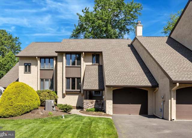 Property at 171 Golf Club Dr, Langhorne, PA 19047, 3 beds, 3.5 baths