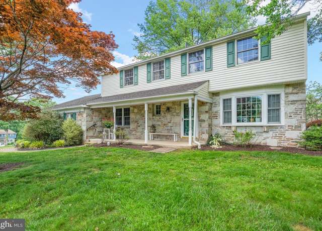 Property at 11 Creek Rd, Southampton, PA 18966, 4 beds, 2.5 baths