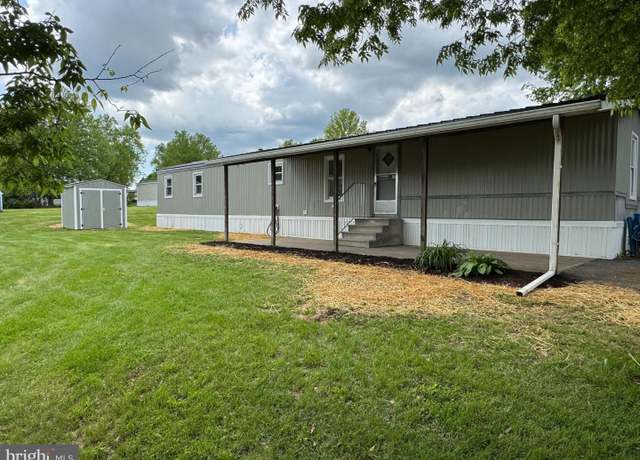 Property at 375 Plum St, Bellefonte, PA 16823, 2 beds, 2 baths