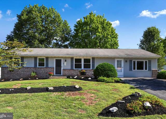 Property at 33 Stony Run Rd, Stevens, PA 17578, 4 beds, 2.5 baths