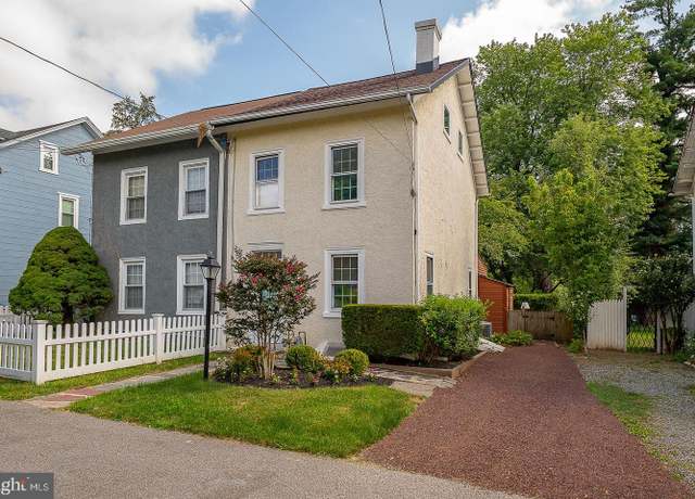 Property at 312 Highland Rd, Cheltenham, PA 19012, 3 beds, 1.5 baths