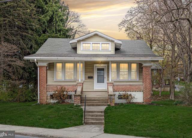 Property at 352 Mauch Chunk St, Nazareth, PA 18064, 3 beds, 1 bath