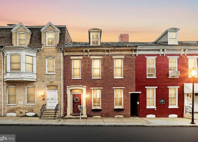 Property at 41 N Newberry St, York, PA 17401, 4 beds, 2 baths