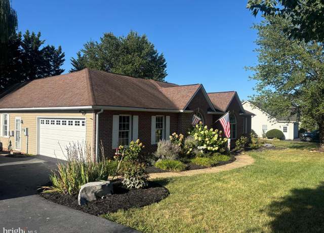 Property at 20 Dirby Way, Fishersville, VA 22939, 3 beds, 2 baths