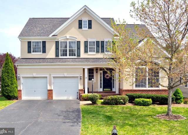 Property at 12253 Tulane Falls Dr, Bristow, VA 20136, 6 beds, 3.5 baths