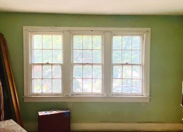 Property at 1733 L St NE, Washington, DC 20002, 2 beds, 1 bath