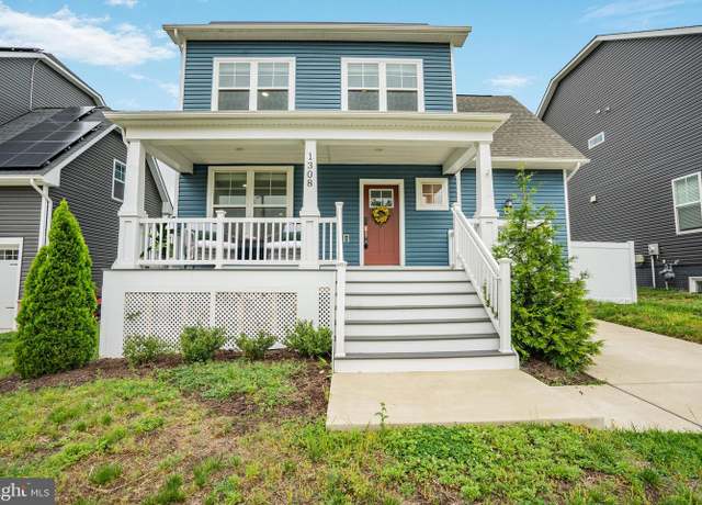 Property at 1308 Cougar Ln, Capitol Heights, MD 20743, 4 beds, 2.5 baths