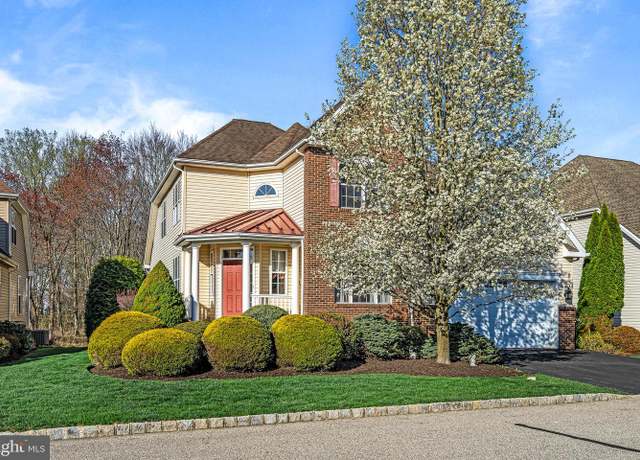 Property at 1200 Creekside Ln, Quakertown, PA 18951, 3 beds, 2.5 baths