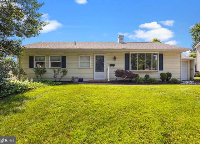 Property at 265 Glouster Rd, Fairless Hills, PA 19030, 3 beds, 1 bath