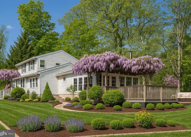 Property at 7411 Tohickon Hl, Pipersville, PA 18947, 2 beds, 2 baths