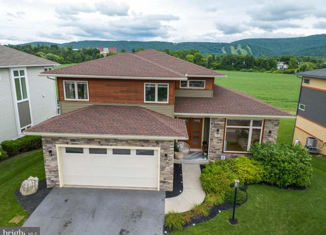 Property at 186 Derek Dr, Boalsburg, PA 16827, 4 beds, 3.5 baths