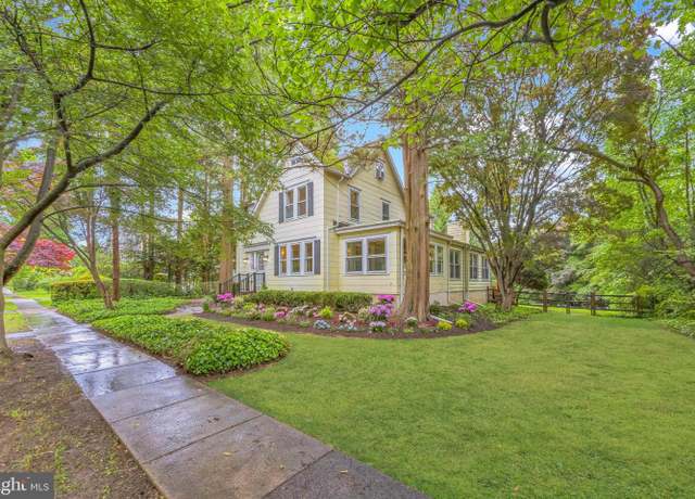 Property at 329 Dickinson Ave, Swarthmore, PA 19081, 4 beds, 2.5 baths