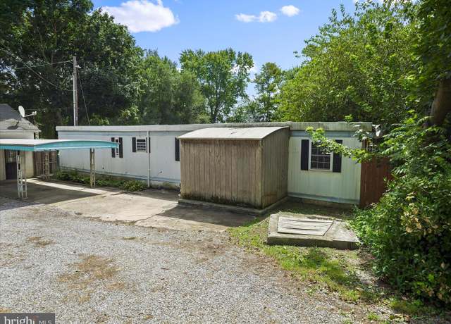 Property at 1284 State Line Rd, Waynesboro, PA 17268, 3 beds, 1 bath