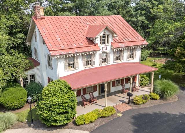 Property at 424 Dresher Rd, Horsham, PA 19044, 7 beds, 2 baths