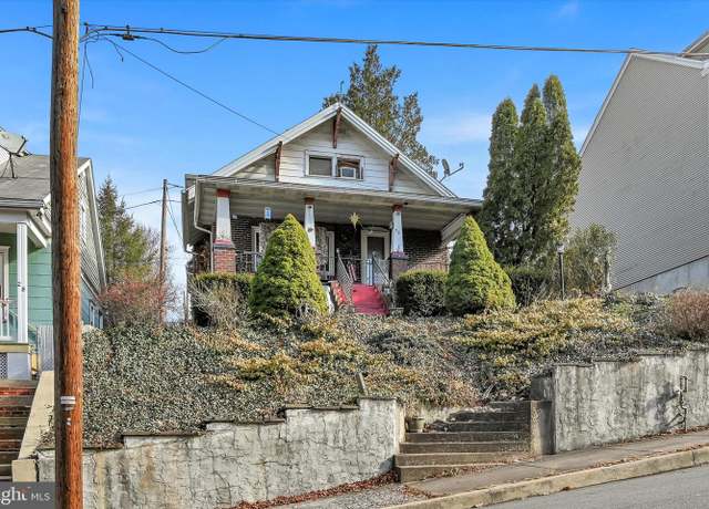 Property at 32 S Jackson St, Pottsville, PA 17901, 3 beds, 1.5 baths