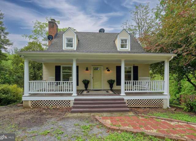 Property at 8579 Maidstone Rd, Delaplane, VA 20144, 3 beds, 1.5 baths