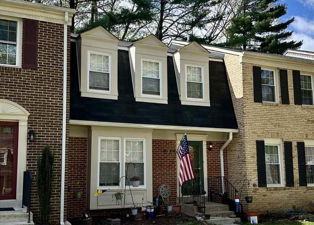 Property at 7917 Treeside Ct, Springfield, VA 22152, 4 beds, 3.5 baths