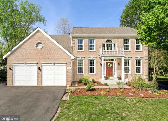Property at 7908 Chardon Ct, Fairfax Station, VA 22039, 4 beds, 3.5 baths