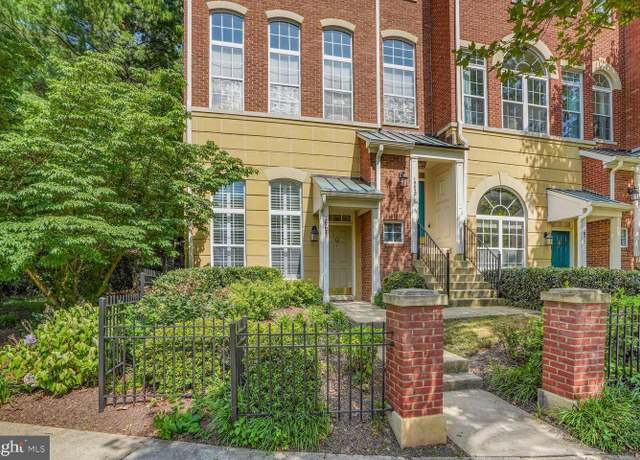 Property at 1867 Crescent Park Dr Unit 116A, Reston, VA 20190, 2 beds, 2.5 baths