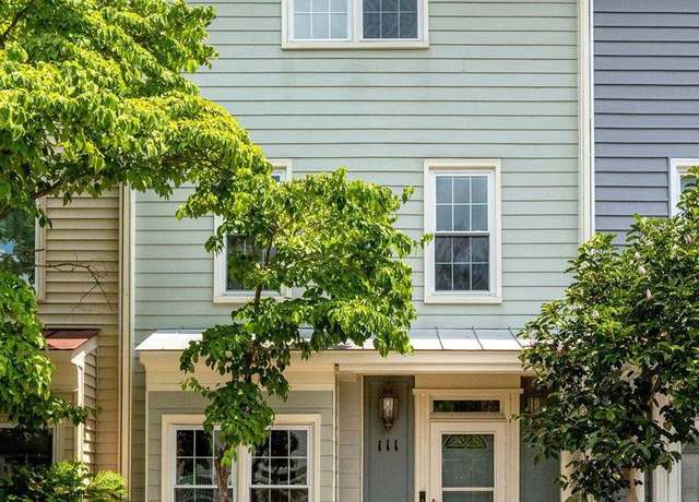 Property at 111 River Rd, Occoquan, VA 22125, 4 beds, 3.5 baths