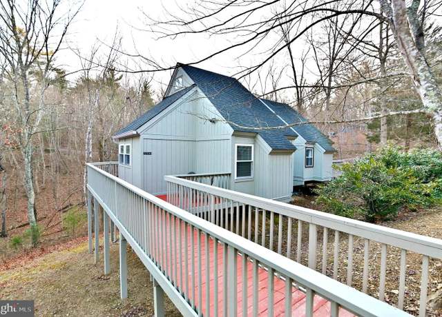 Property at 331A King St Unit 9A, Basye, VA 22810, 2 beds, 1 bath