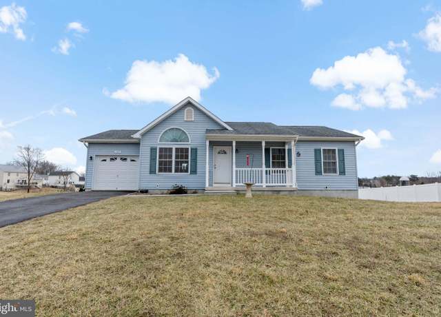 Property at 127 Republic Dr, Martinsburg, WV 25405, 3 beds, 3 baths