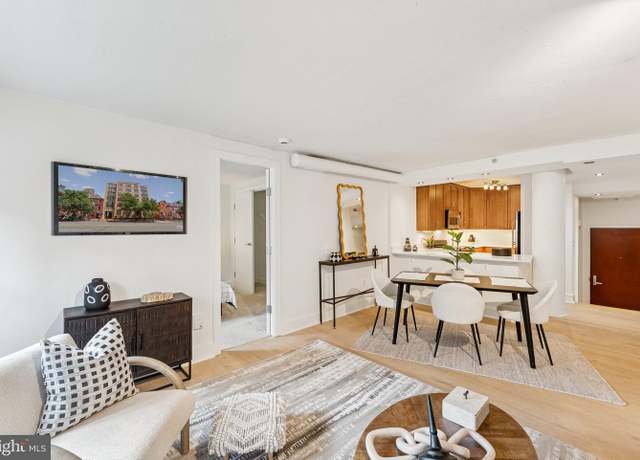 Property at 809 6th St NW #15, Washington, DC 20001, 2 beds, 2 baths