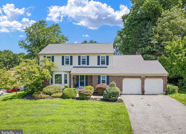 Property at 1 White Briar Cir, Hockessin, DE 19707, 4 beds, 2.5 baths