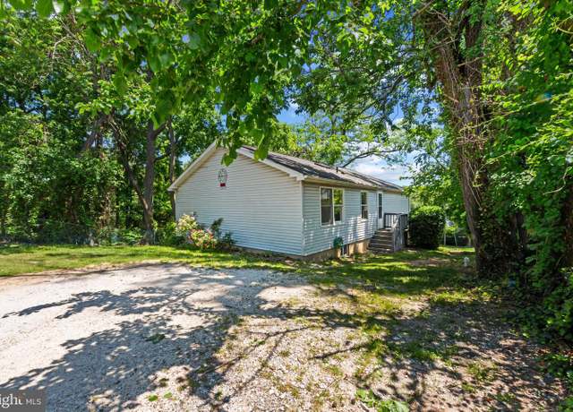 Property at 7823 Leymar Rd, Glen Burnie, MD 21060, 4 beds, 2 baths