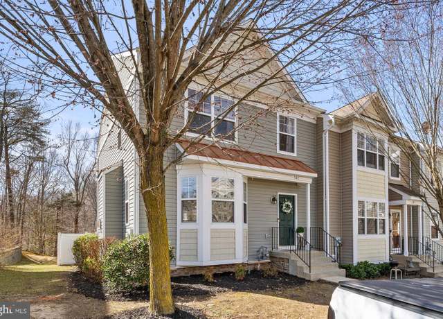 Property at 397 English Oak Ln, Prince Frederick, MD 20678, 4 beds, 3.5 baths