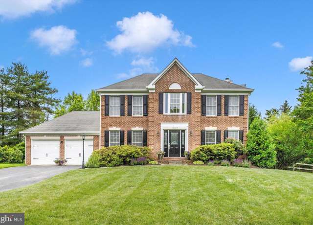 Property at 10226 Tarpley Ct, Ellicott City, MD 21042, 4 beds, 3.5 baths