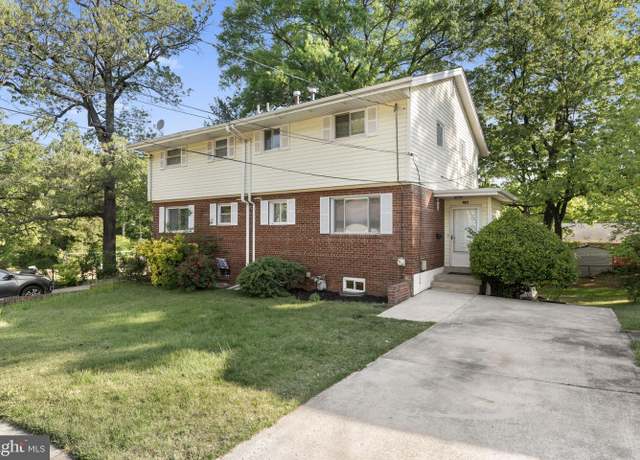 Property at 821 Booker Dr, Capitol Heights, MD 20743, 3 beds, 1.5 baths