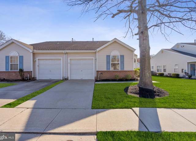 Property at 3 Carolina Way, Mount Laurel, NJ 08054, 2 beds, 2 baths