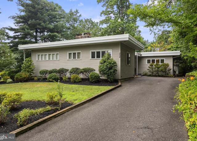 Property at 204 Highland Ave, Moorestown, NJ 08057, 3 beds, 2.5 baths