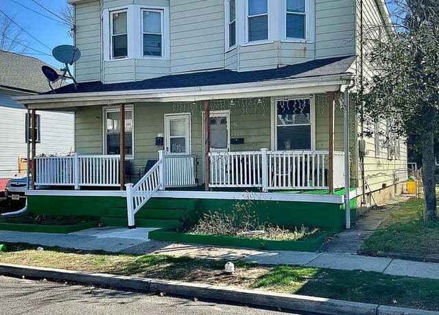 Property at 138 Parker Ave, Oaklyn, NJ 08107, 3 beds, 1 bath