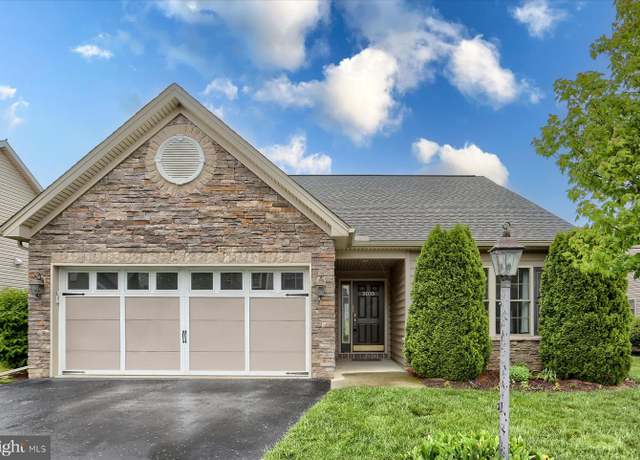 Property at 2035 Liberty Dr, Mechanicsburg, PA 17055, 2 beds, 2 baths