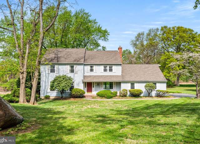 Property at 1050 Powderhorn Dr, Glen Mills, PA 19342, 4 beds, 2.5 baths