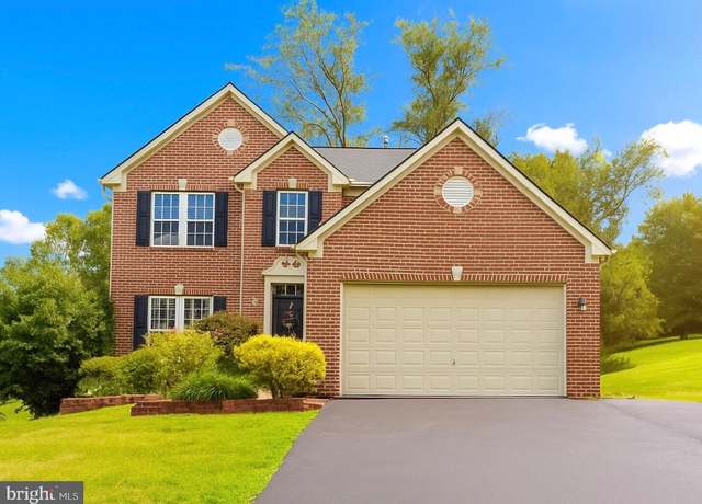 Property at 219 Flagstone Cir, Coatesville, PA 19320, 4 beds, 2.5 baths