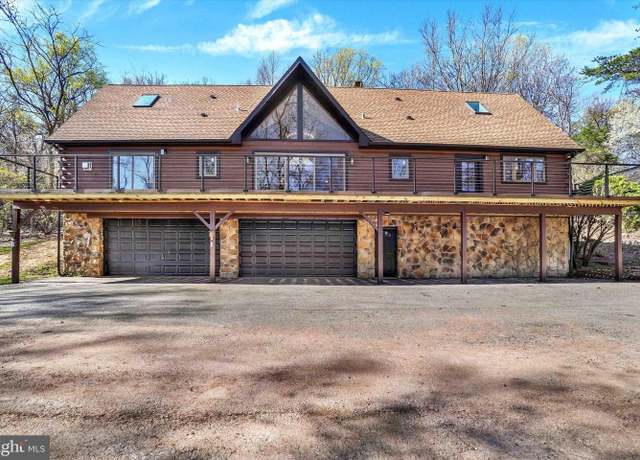 Property at 5601 Crone Rd, Dover, PA 17315, 3 beds, 3.5 baths